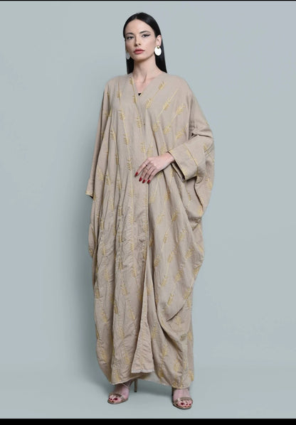 Beige embroidered bisht abaya