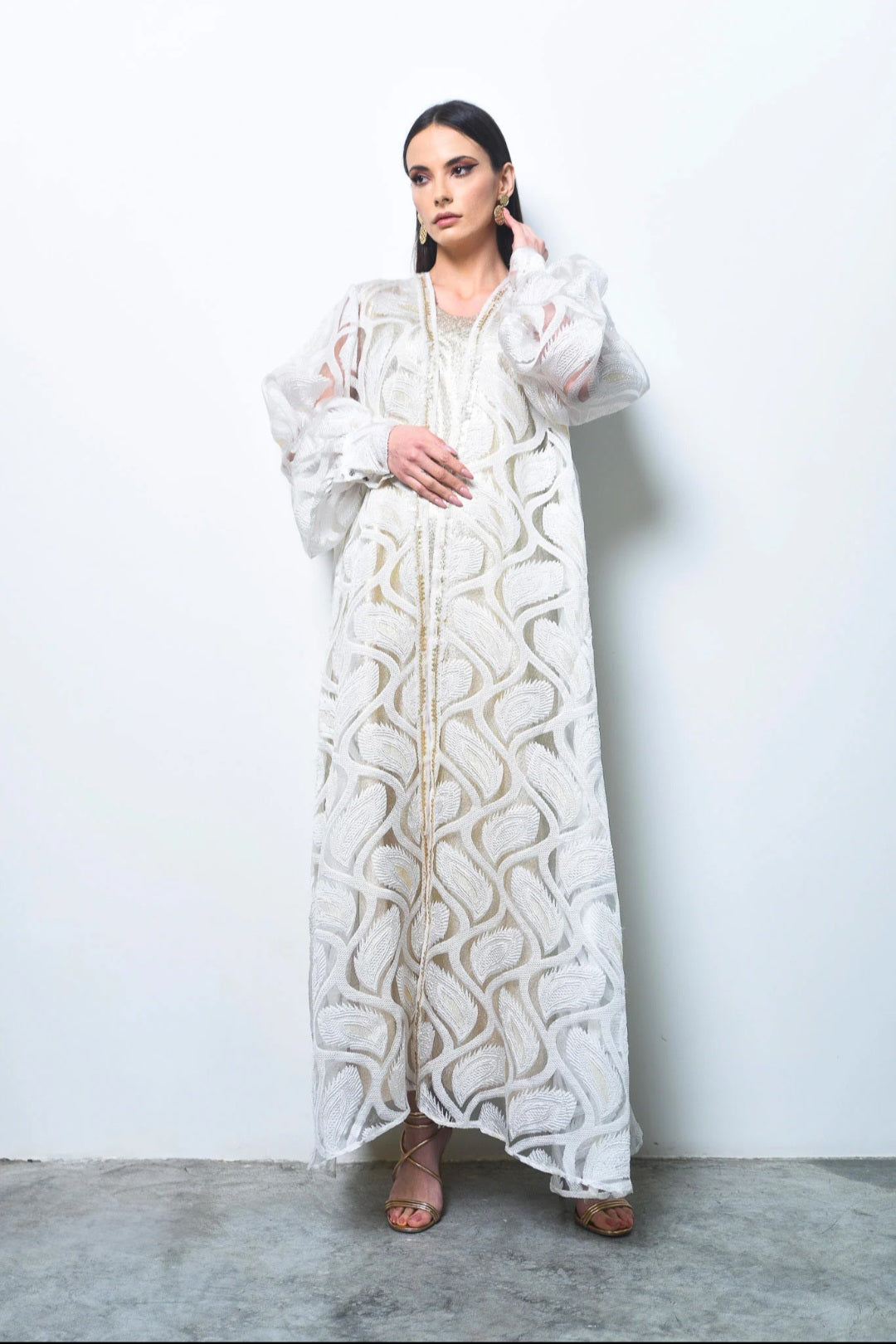 White lace organza kaftan