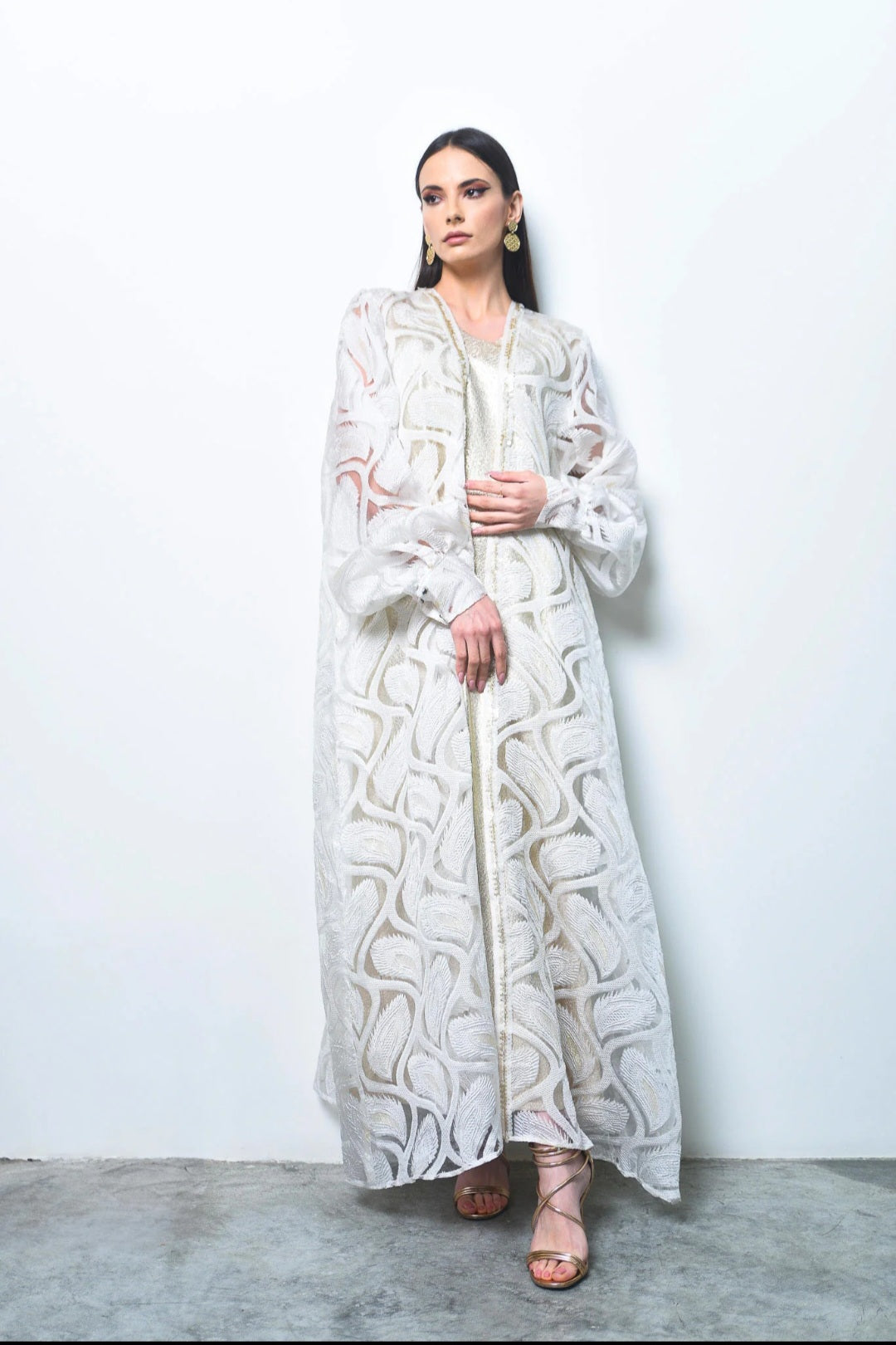 White lace organza kaftan