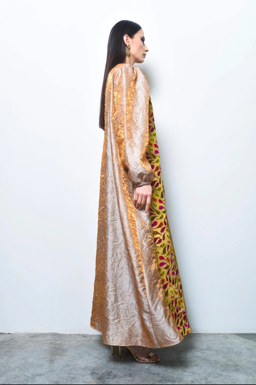 Bronze kaftan with embroiderd chiffon