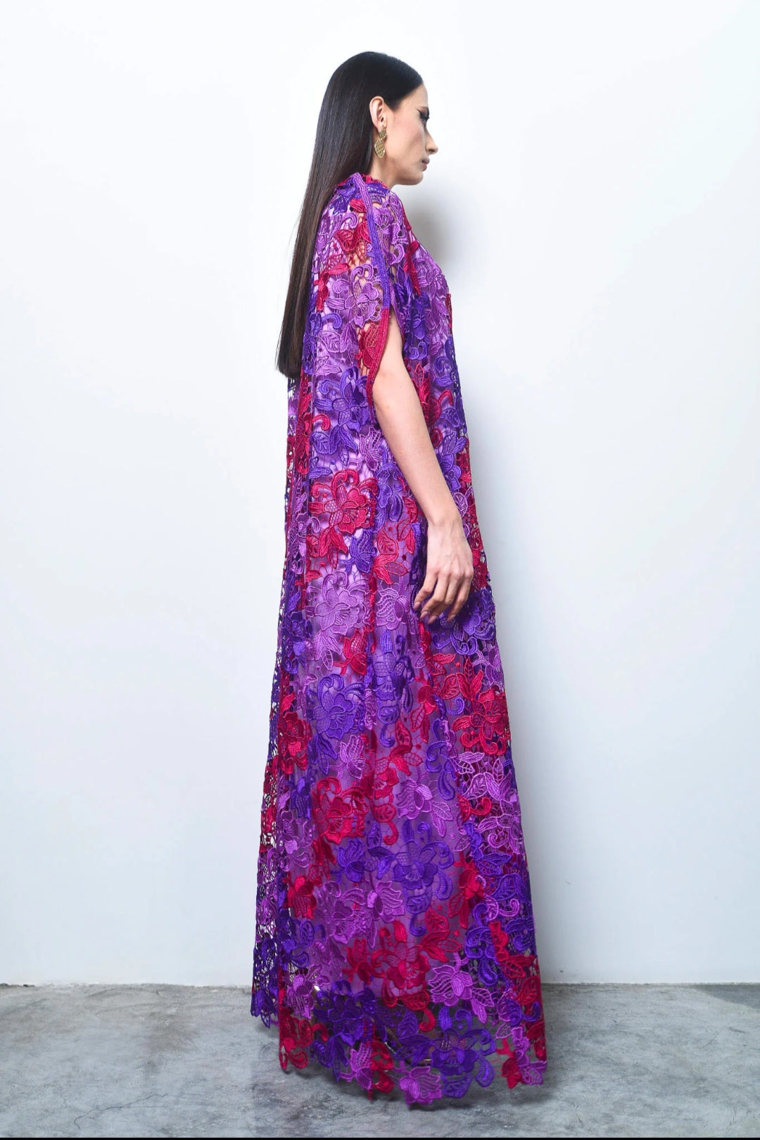 Purple dantel abaya with plain dress